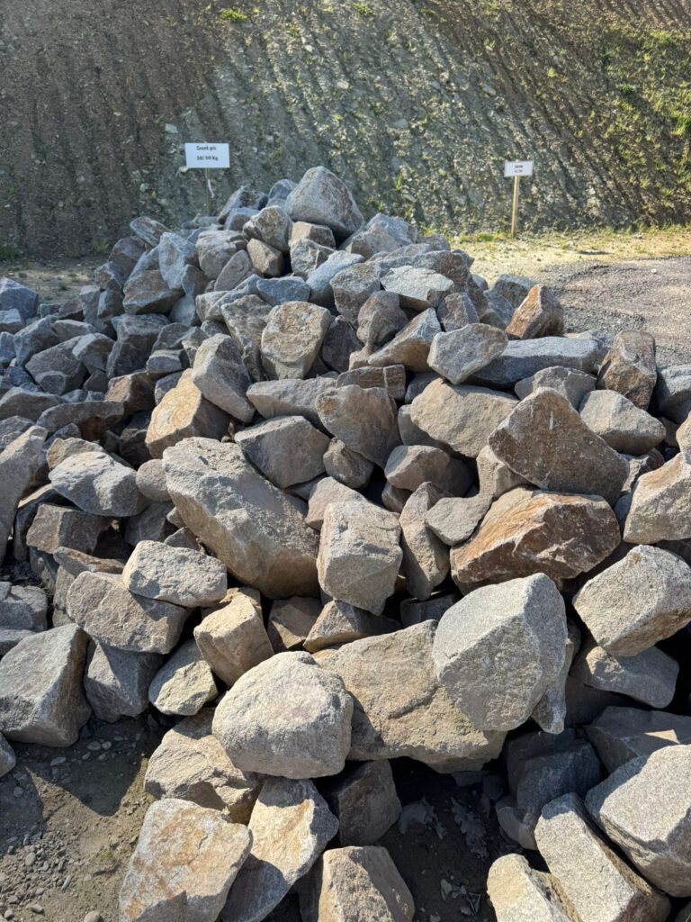 Enrochement granit gris 20/50 kg